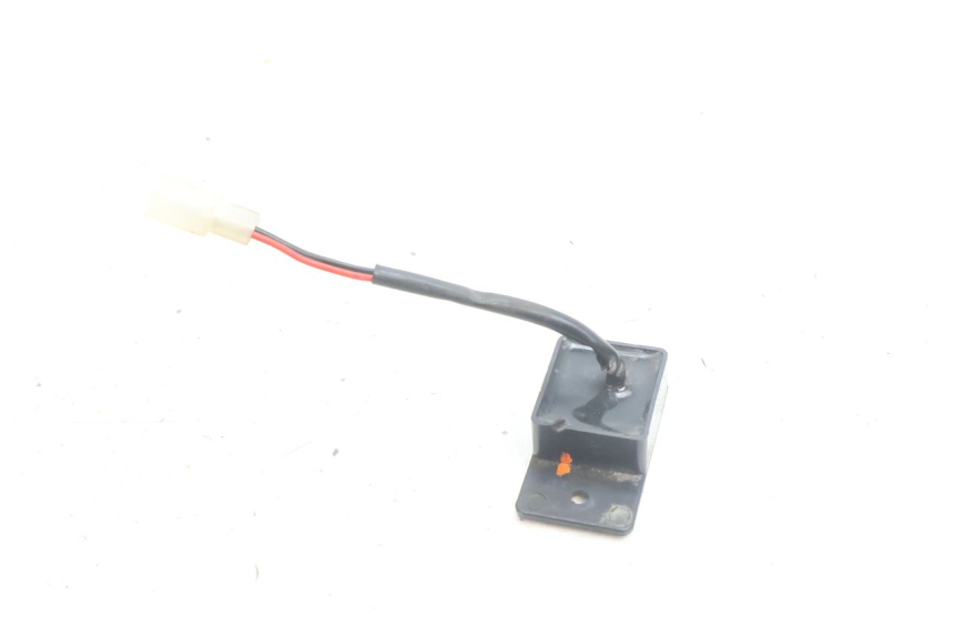 photo de KNIPPERLICHTCENTRALE YAMAHA YZF R6 600 (2008 - 2009) - Andere kijkhoek
