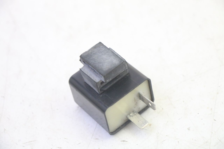 photo de RICHTINGAANWIJZERRELAIS PIAGGIO ZIP 4T 50 (2018 - 2020) - Andere kijkhoek