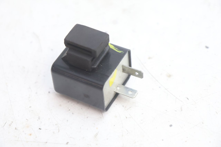 photo de KNIPPERLICHTCENTRALE PIAGGIO ZIP IGET 4T 50 (2021 - 2023) - Detail van het onderdeel