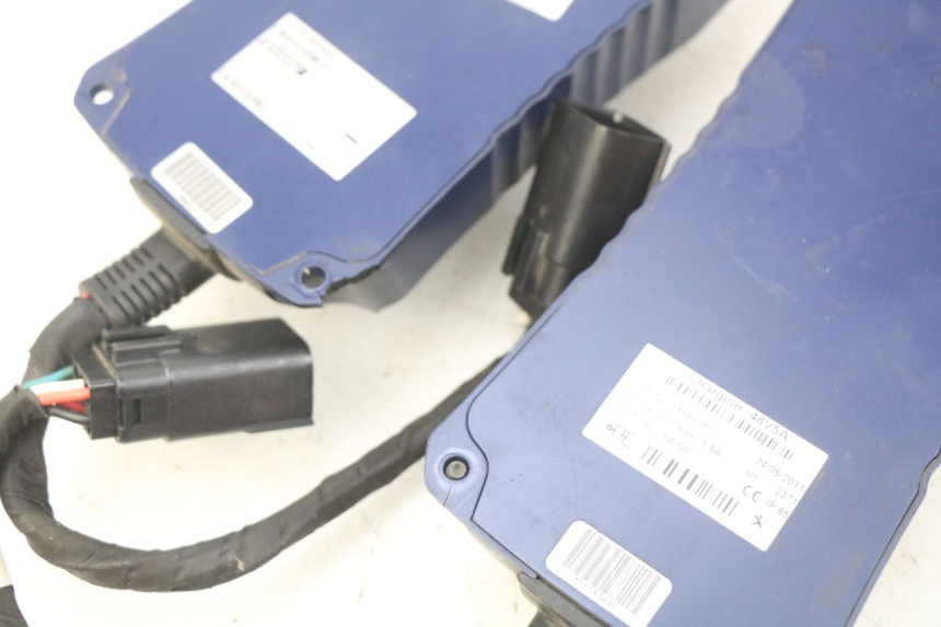 photo de ACCULADER PEUGEOT E-VIVACITY 1 (2012 - 2018) - Detail van het onderdeel