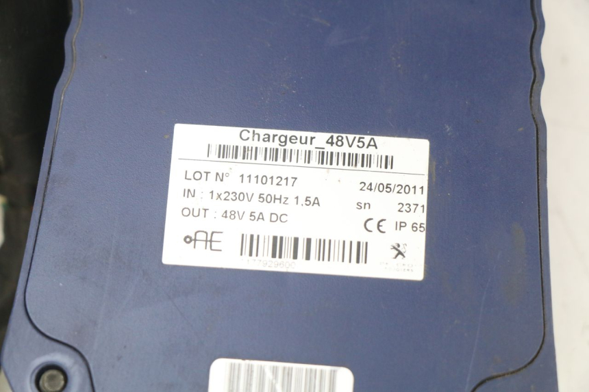 photo de ACCULADER PEUGEOT E-VIVACITY 1 (2012 - 2018) - Markeringen en referenties
