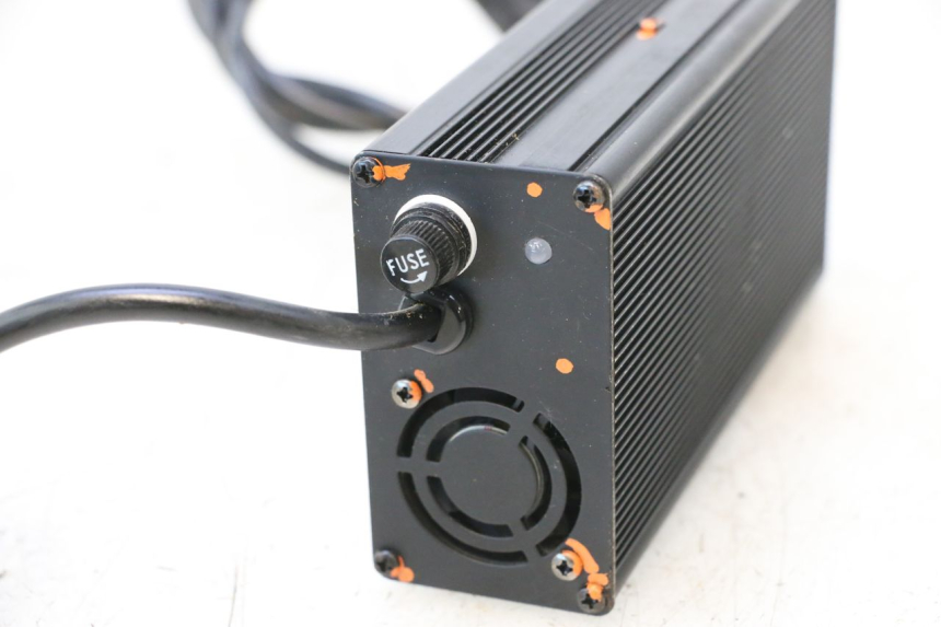 photo de ACCULADER BAIKU SAKURA 1 (2021 - 2025) - Bevestigingspunten