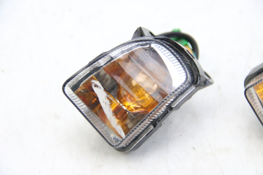 photo de ACHTERKNIPPERLICHT ECCITY ARTELEC 670 1 (2013 - 2017) - Zoom op gebruiksstaat