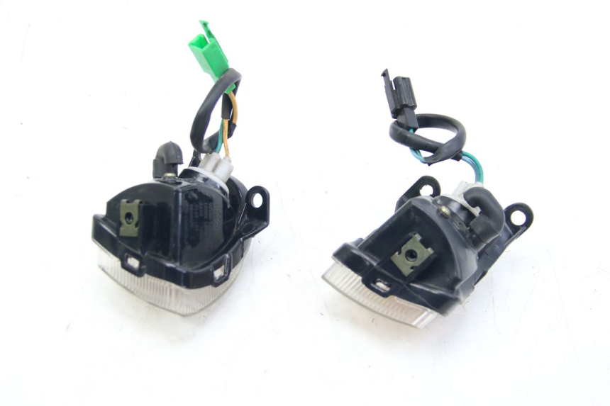 photo de ACHTERKNIPPERLICHT ECCITY ARTELEC 670 1 (2013 - 2017) - Gecontroleerd onderdeel