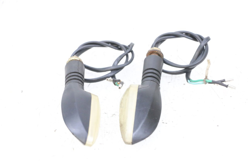 photo de ACHTERKNIPPERLICHT MAG POWER BOMBERS 4T 50 (2016 - 2026) - Technische close-up