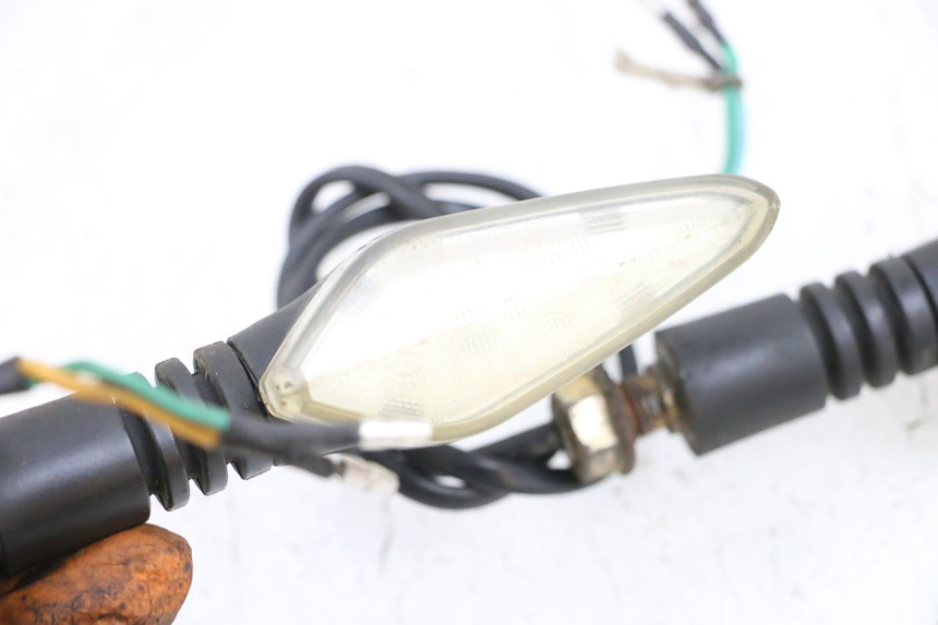 photo de ACHTERKNIPPERLICHT MAG POWER BOMBERS 4T 50 (2016 - 2026) - Bevestigingspunten