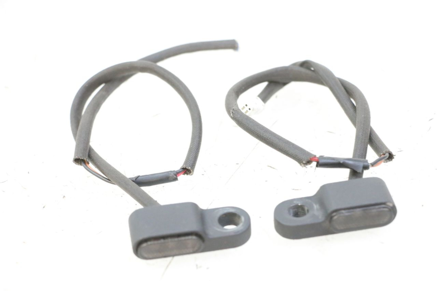 photo de ACHTERKNIPPERLICHT DERBI SENDA SM DRD X-TREME 50 (2011 - 2017) - Hoofdaanzicht