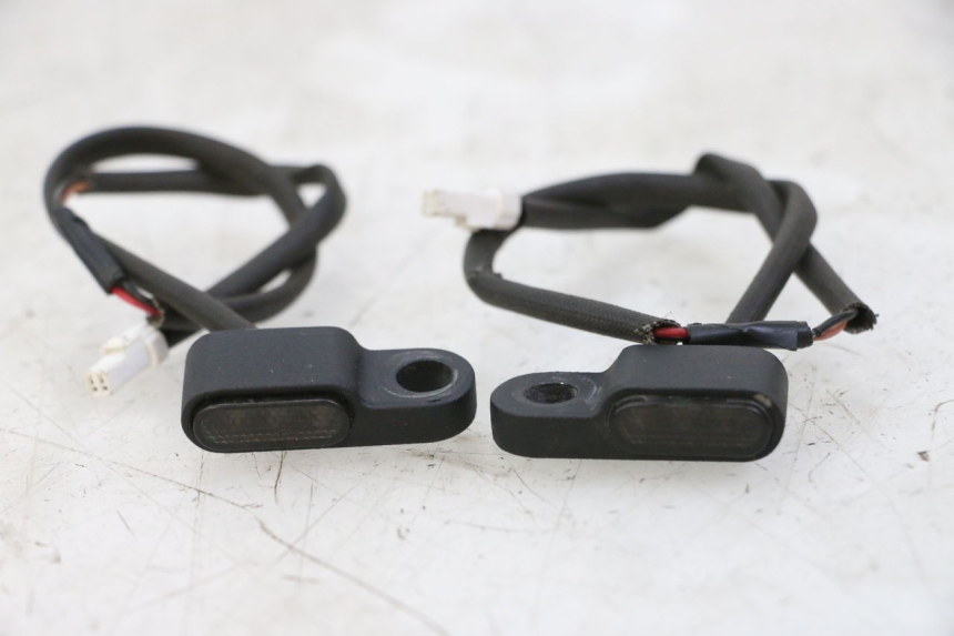 photo de ACHTERKNIPPERLICHT DERBI SENDA SM DRD X-TREME 50 (2011 - 2017) - Gecontroleerd onderdeel