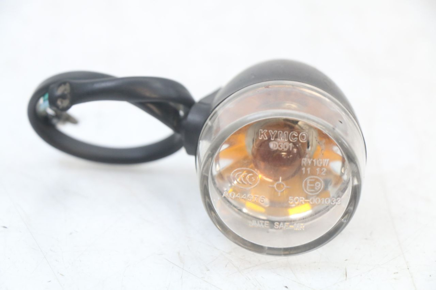 photo de ACHTERRECHTS KNIPPERLICHT KYMCO AGILITY FR 2T 50 (2012 - 2017) - Detail van het onderdeel