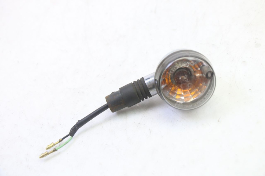 photo de ACHTERRECHTS KNIPPERLICHT HYOSUNG GV AQUILA 125 (2000 - 2009) - Detail van het onderdeel