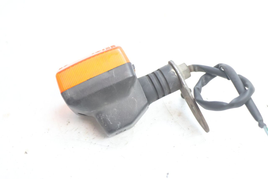 photo de RECHTER ACHTERKNIPPERLICHT HONDA CB TWO FIFTY 250 (1991 - 2002) - Overzicht