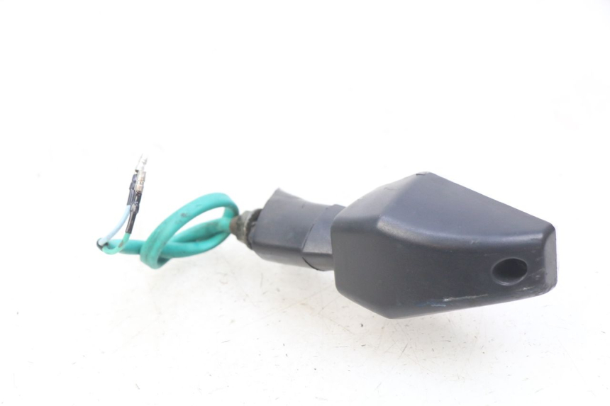 photo de ACHTERRECHTS KNIPPERLICHT SYM CROX 4T 50 (2016 - 2023) - Zoom op gebruiksstaat