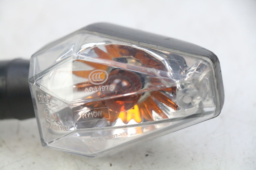 photo de ACHTERRECHTS KNIPPERLICHT SYM CROX 4T 50 (2016 - 2023) - Overzicht