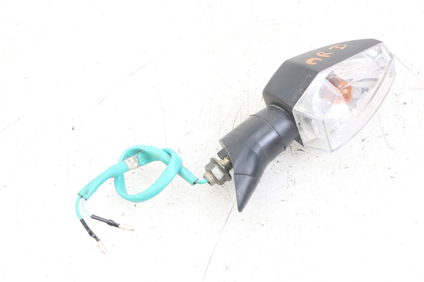 photo de ACHTERRECHTS KNIPPERLICHT SYM CROX 4T 50 (2016 - 2023) - Bevestigingspunten