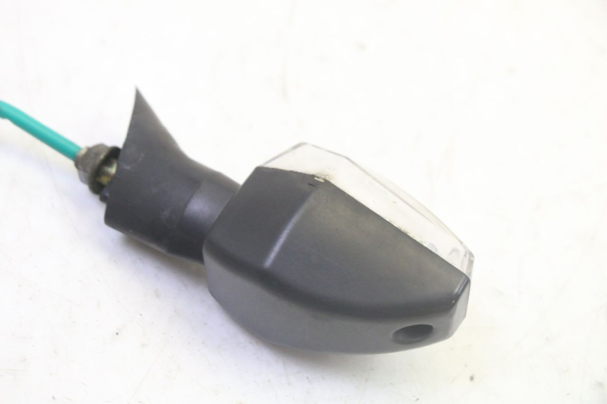 photo de ACHTERRECHTS KNIPPERLICHT SYM CROX 4T 50 (2016 - 2023) - Overzicht