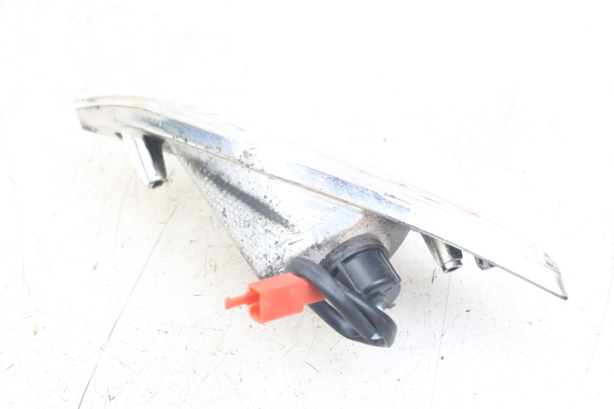 photo de ACHTERRECHTE KNIPPERLICHT SYM FIDDLE 3 III 125 (2014 - 2020) - Technische close-up