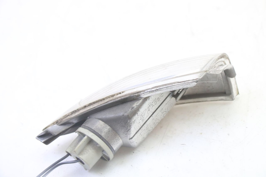 photo de ACHTERRECHTE KNIPPERLICHT PIAGGIO FLY 2T 50 (2004 - 2017) - Zoom op gebruiksstaat