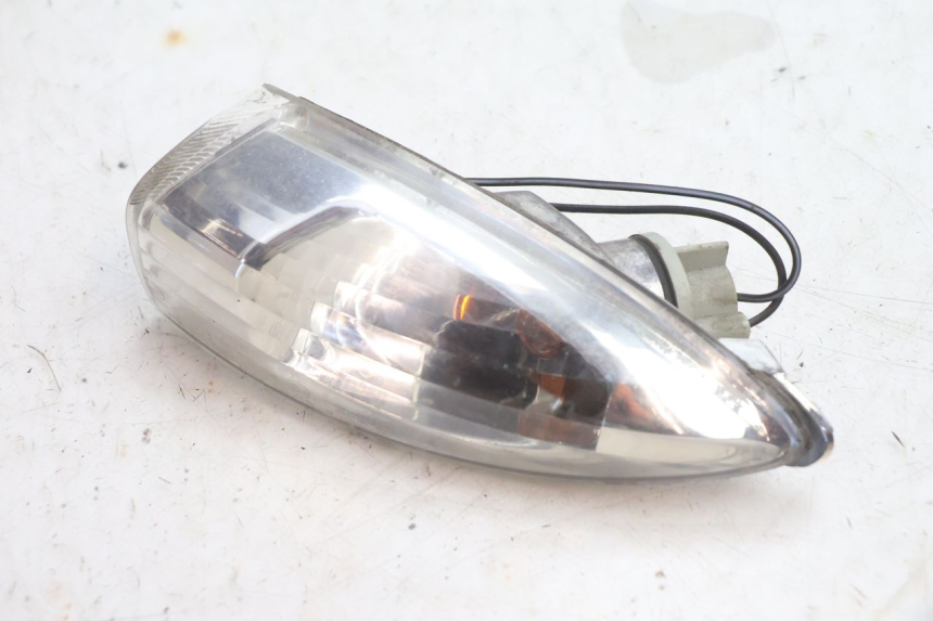 photo de ACHTERRECHTE KNIPPERLICHT PIAGGIO FLY 2T 50 (2004 - 2017) - Zoom op gebruiksstaat