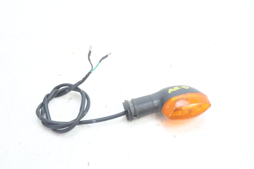 photo de ACHTERRECHTE KNIPPERLICHT YAMAHA FZ8 800 (2010 - 2016) - Hoofdaanzicht