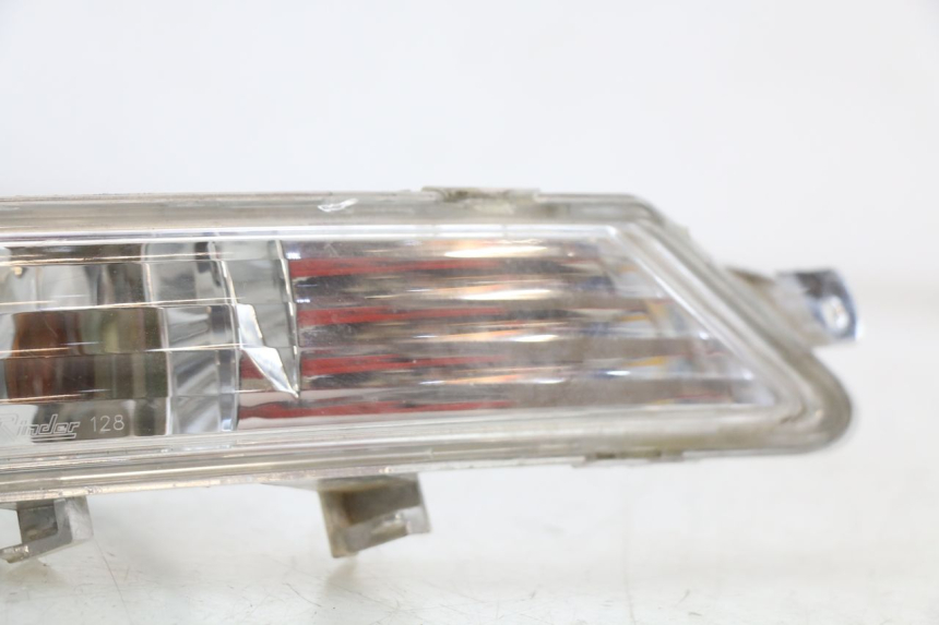 photo de ACHTERRECHTS KNIPPERLICHT PEUGEOT GEOPOLIS RS 125 (2007 - 2009) - Andere kijkhoek