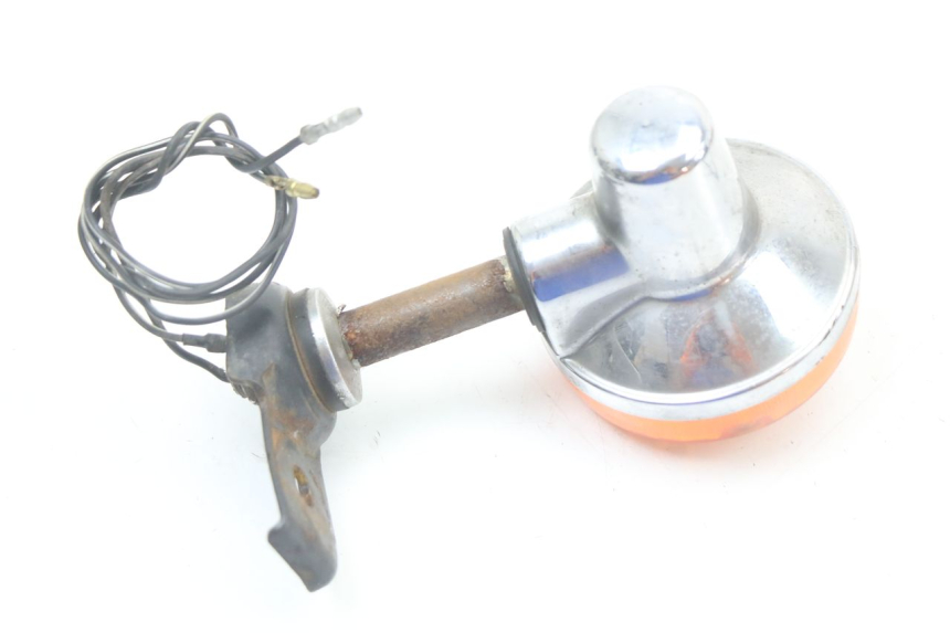 photo de ACHTERRECHTS KNIPPERLICHT SUZUKI GN 125 (1997 - 2000) - Technische close-up