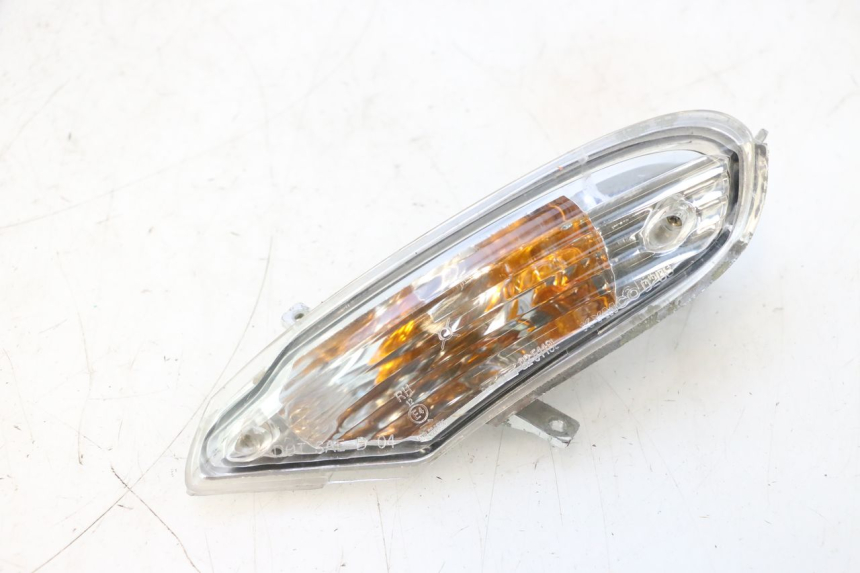 photo de ACHTERRECHTE KNIPPERLICHT KYMCO GRAND DINK 125 (2008 - 2014) - Hoofdaanzicht