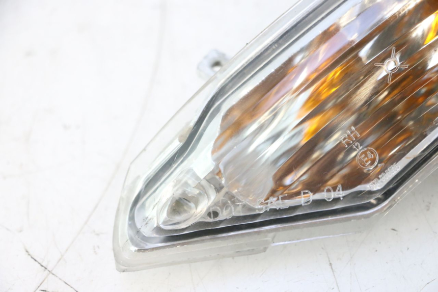 photo de ACHTERRECHTE KNIPPERLICHT KYMCO GRAND DINK 125 (2008 - 2014) - Bevestigingspunten