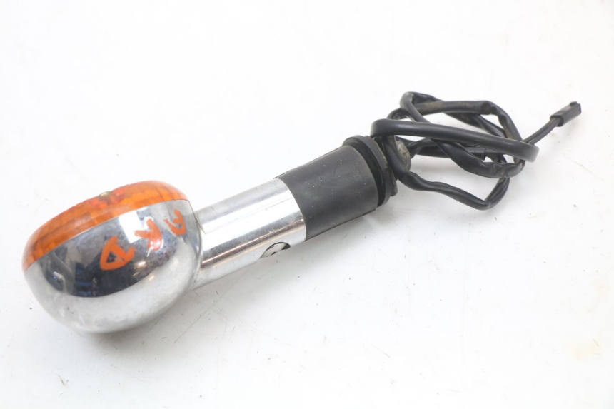 photo de ACHTERRECHTE KNIPPERLICHT SUZUKI GZ MARAUDER 125 (1998 - 2004) - Andere kijkhoek