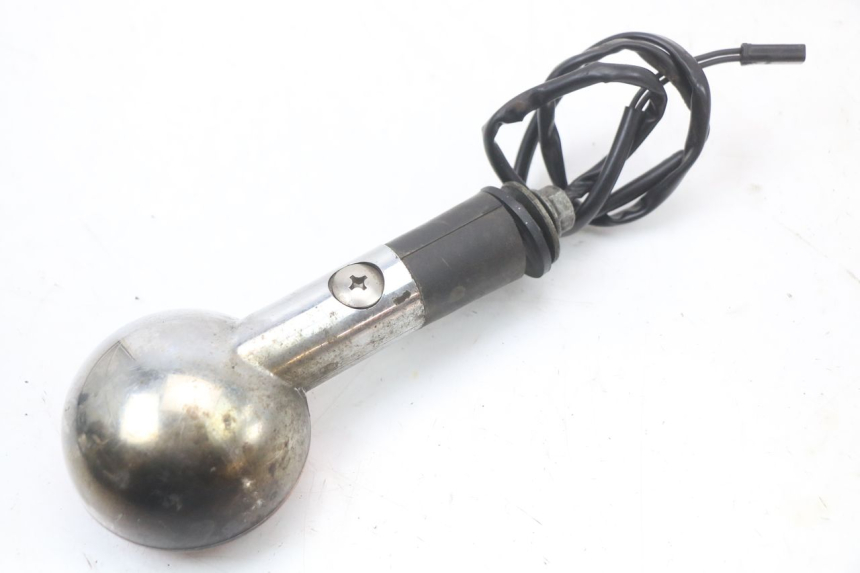 photo de ACHTERRECHTE KNIPPERLICHT SUZUKI GZ MARAUDER 125 (1998 - 2004) - Technische close-up