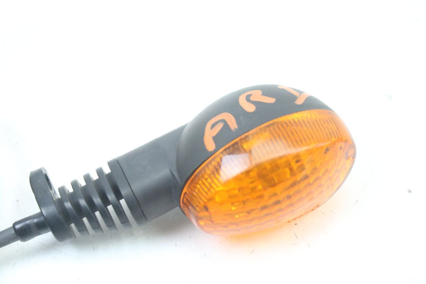 photo de ACHTERRECHTE KNIPPERLICHT KAWASAKI ZR7 ZR-7 S 750 (1999 - 2004) - Detail van het onderdeel