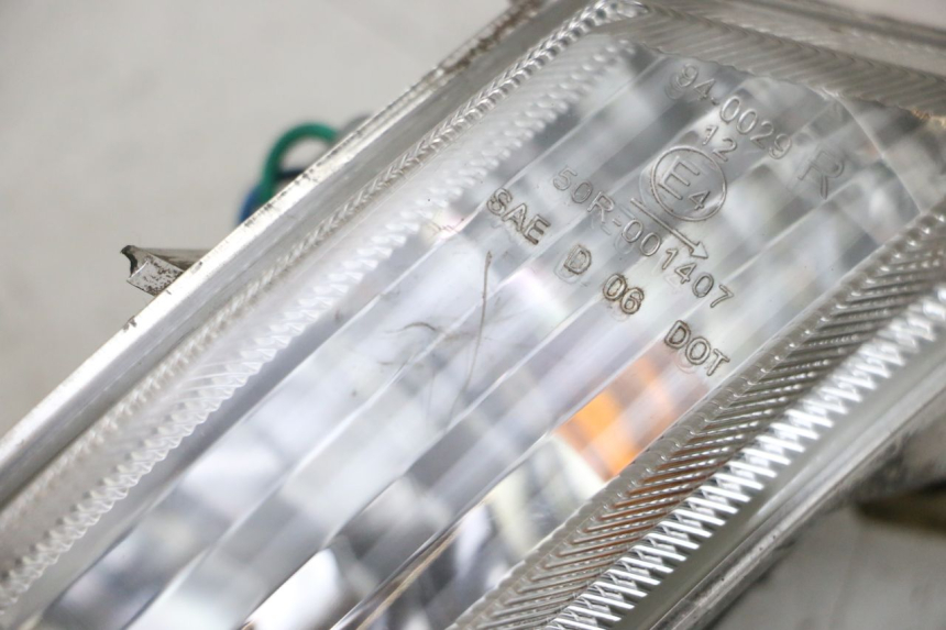 photo de ACHTERRECHTE KNIPPERLICHT KYMCO LIKE 125 (2009 - 2016) - Andere kijkhoek