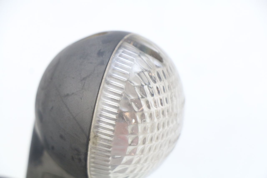 photo de ACHTERRECHTS KNIPPERLICHT PEUGEOT LUDIX 50 (2005 - 2007) - Detail van het onderdeel