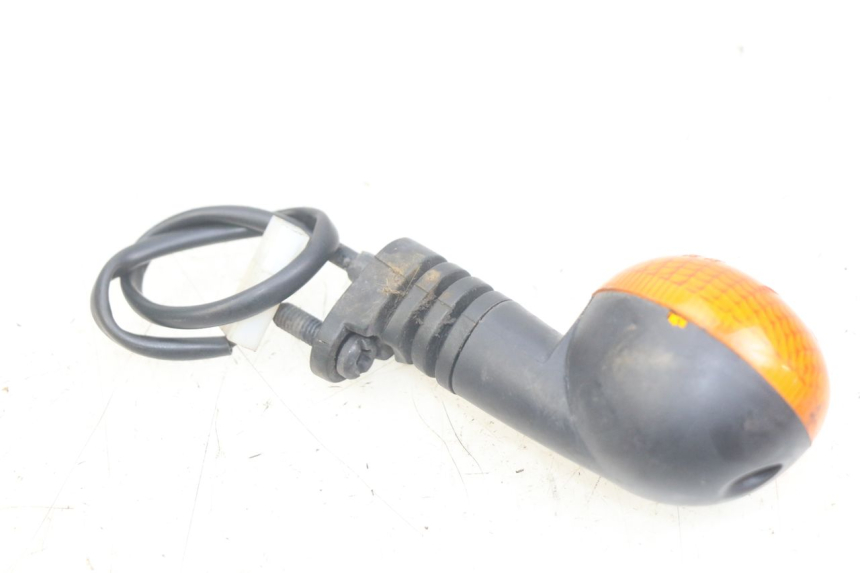 photo de ACHTERRECHTS KNIPPERLICHT PEUGEOT LUDIX 50 (2005 - 2007) - Zoom op gebruiksstaat