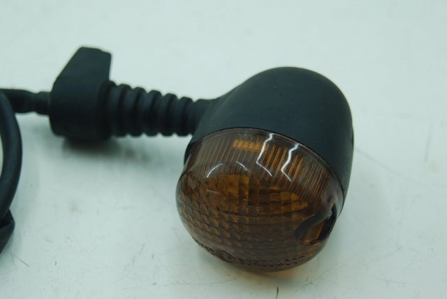 photo de ACHTERRECHTS KNIPPERLICHT MBK NITRO NAKED 50 (2005 - 2012) - Andere kijkhoek