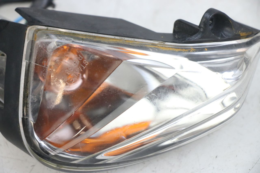 photo de ACHTERRECHTS KNIPPERLICHT HONDA PCX (JF28) 125 (2009 - 2011) - Andere kijkhoek