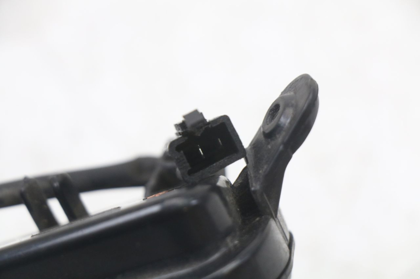 photo de ACHTERRECHTS KNIPPERLICHT PEUGEOT DJANGO 125 (2014 - 2017) - Bevestigingspunten