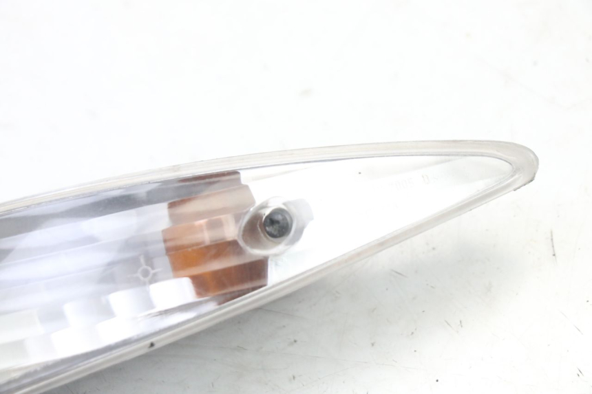 photo de ACHTERRECHTE KNIPPERLICHT PEUGEOT ELYSTAR 50 (2002 - 2014) - Zoom op gebruiksstaat