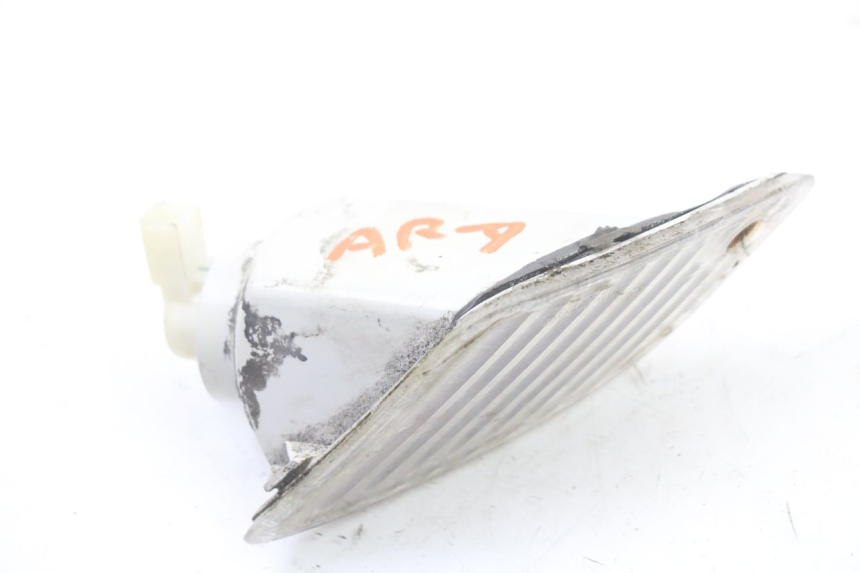 photo de ACHTERRECHTE KNIPPERLICHT PIAGGIO VESPA GRANTURISMO 125 (2003 - 2007) - Bevestigingspunten