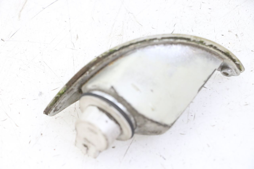 photo de ACHTERRECHTS KNIPPERLICHT PIAGGIO VESPA LX 150 (2005 - 2013) - Bevestigingspunten