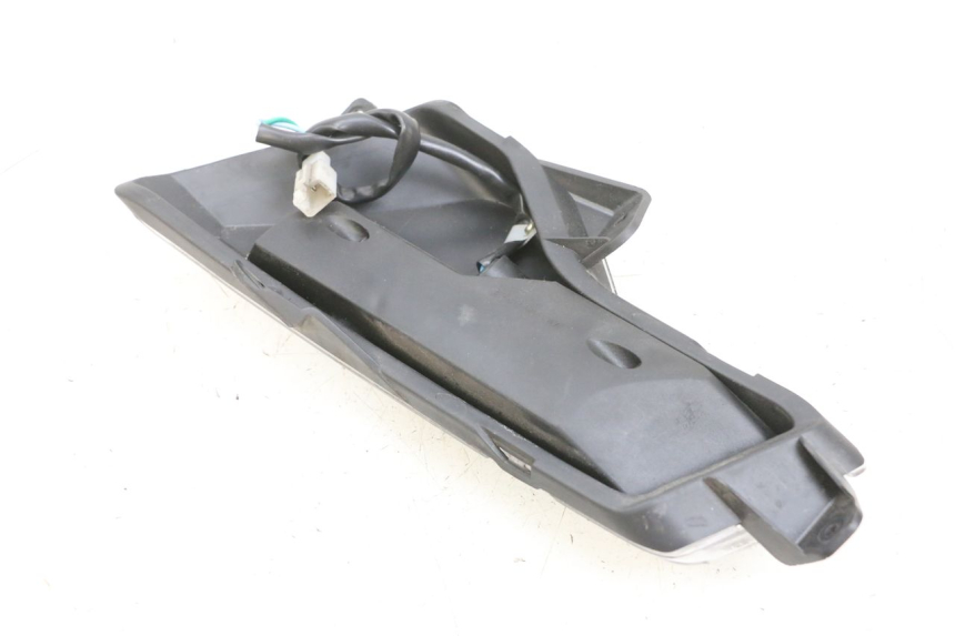 photo de ACHTERRECHTS KNIPPERLICHT EFUN PUSA 1 - Andere kijkhoek