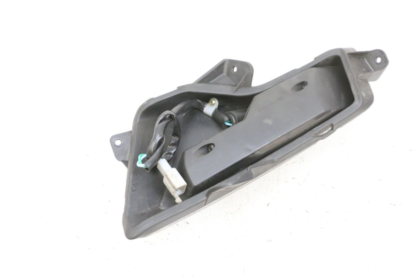 photo de ACHTERRECHTS KNIPPERLICHT EFUN PUSA 1 - Overzicht