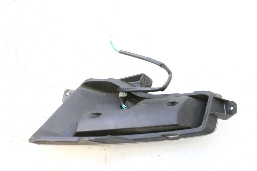 photo de ACHTERRECHTS KNIPPERLICHT EFUN PUSA 1 - Technische close-up