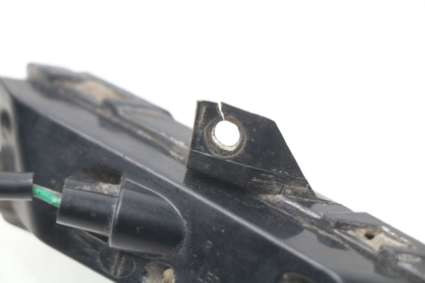 photo de ACHTERRECHTE KNIPPERLICHT TURBHO RP 50 (2018 - 2022) - Zoom op gebruiksstaat