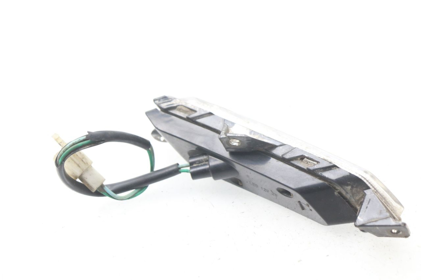 photo de ACHTERRECHTE KNIPPERLICHT TURBHO RP 50 (2018 - 2022) - Andere kijkhoek