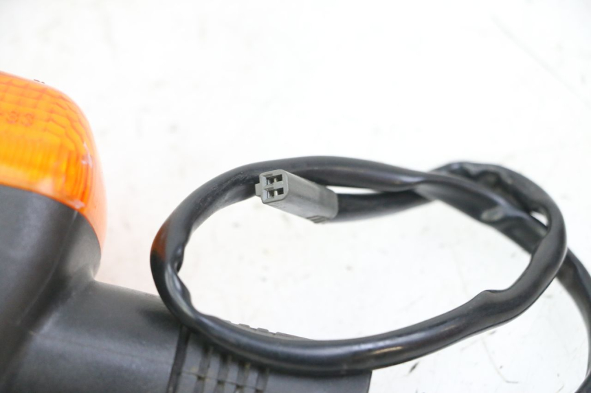 photo de ACHTERRECHTS KNIPPERLICHT SUZUKI SV N 650 (1999 - 2002) - Zoom op gebruiksstaat