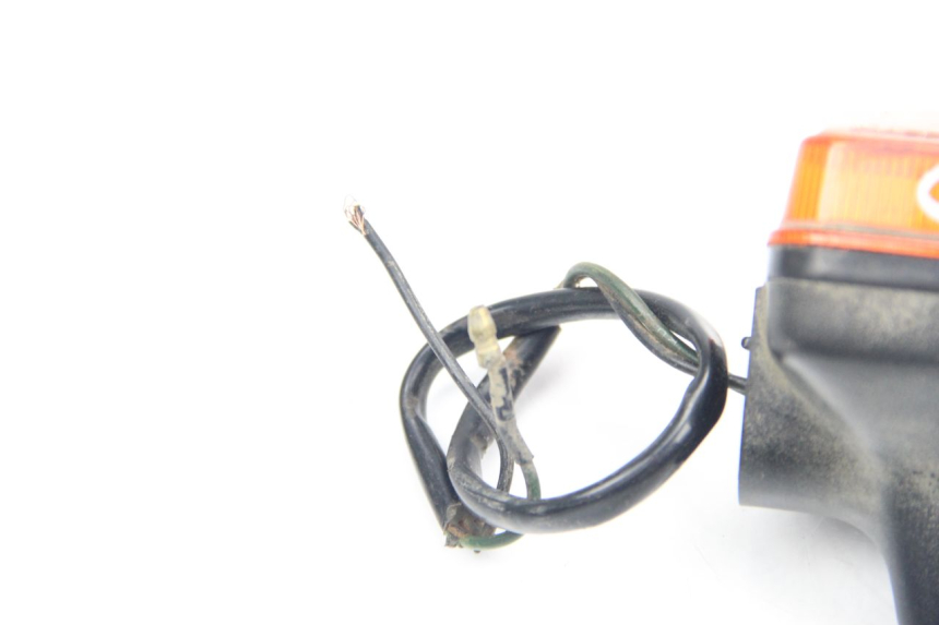photo de ACHTERRECHTS KNIPPERLICHT YAMAHA TW 125 (1998 - 2002) - Detail van het onderdeel