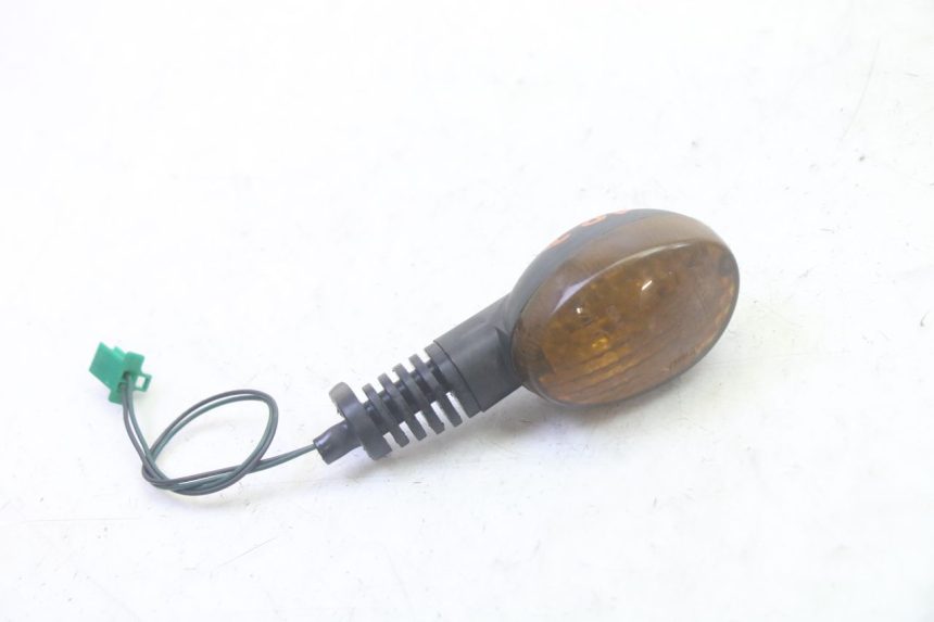 photo de ACHTERRECHTE KNIPPERLICHT YAMAHA TZR 50 (2008 - 2016) - Detail van het onderdeel