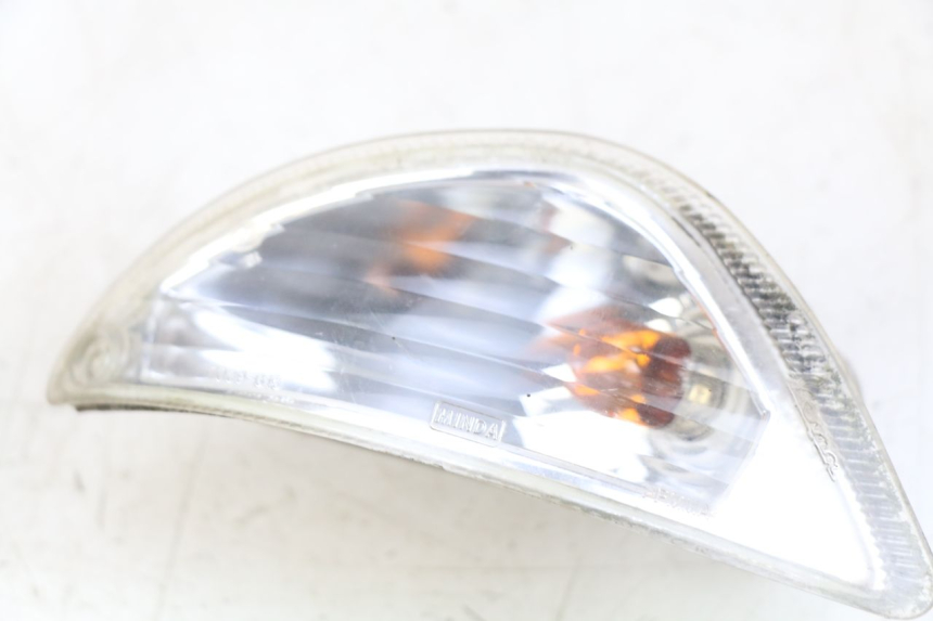 photo de ACHTERRECHTE KNIPPERLICHT PIAGGIO VESPA LXV 125 (2006 - 2009) - Detail van het onderdeel