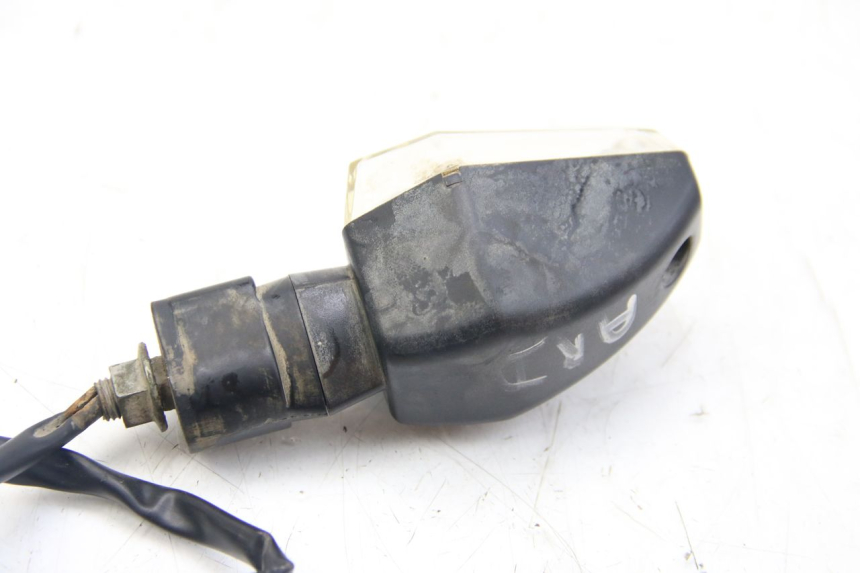 photo de ACHTERRECHTE KNIPPERLICHT SYM WOLF SB 125 (2011 - 2018) - Zoom op gebruiksstaat