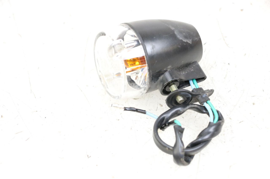 photo de ACHTERRECHTE KNIPPERLICHT SYM X-PRO 4T 50 (2014 - 2021) - Zoom op gebruiksstaat